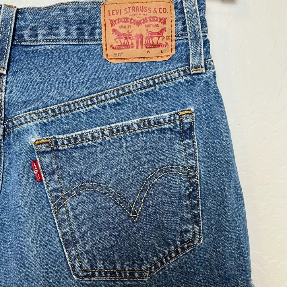Levi’s 501 Denim Cutoff Shorts 28 Blue Distressed Boho Grunge Button Fly